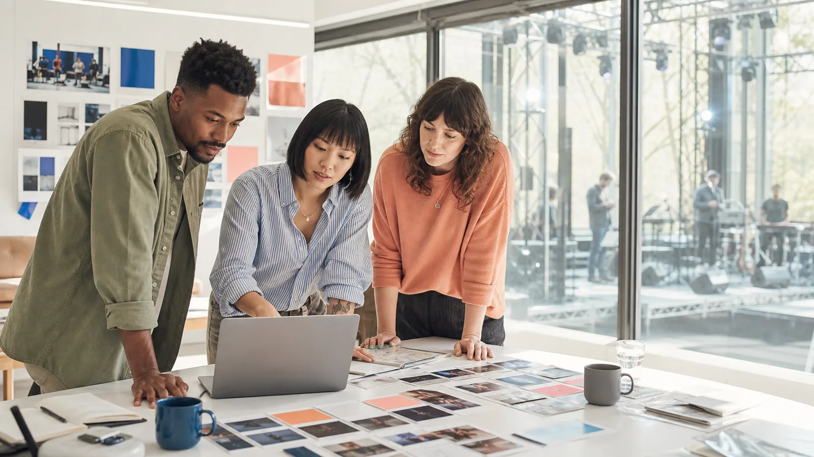 Choose the right moment for an artist partnership